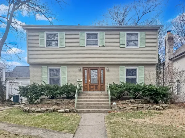 $799,000 | 236 South Bodin Street, Hinsdale, IL 60521