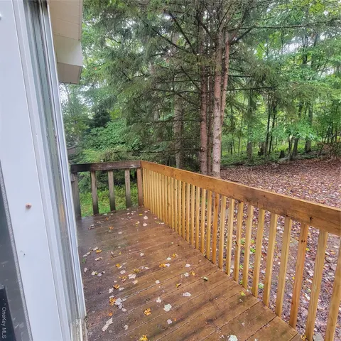 $449,000 | 21 Browns Road, Livingston Manor, NY 12758