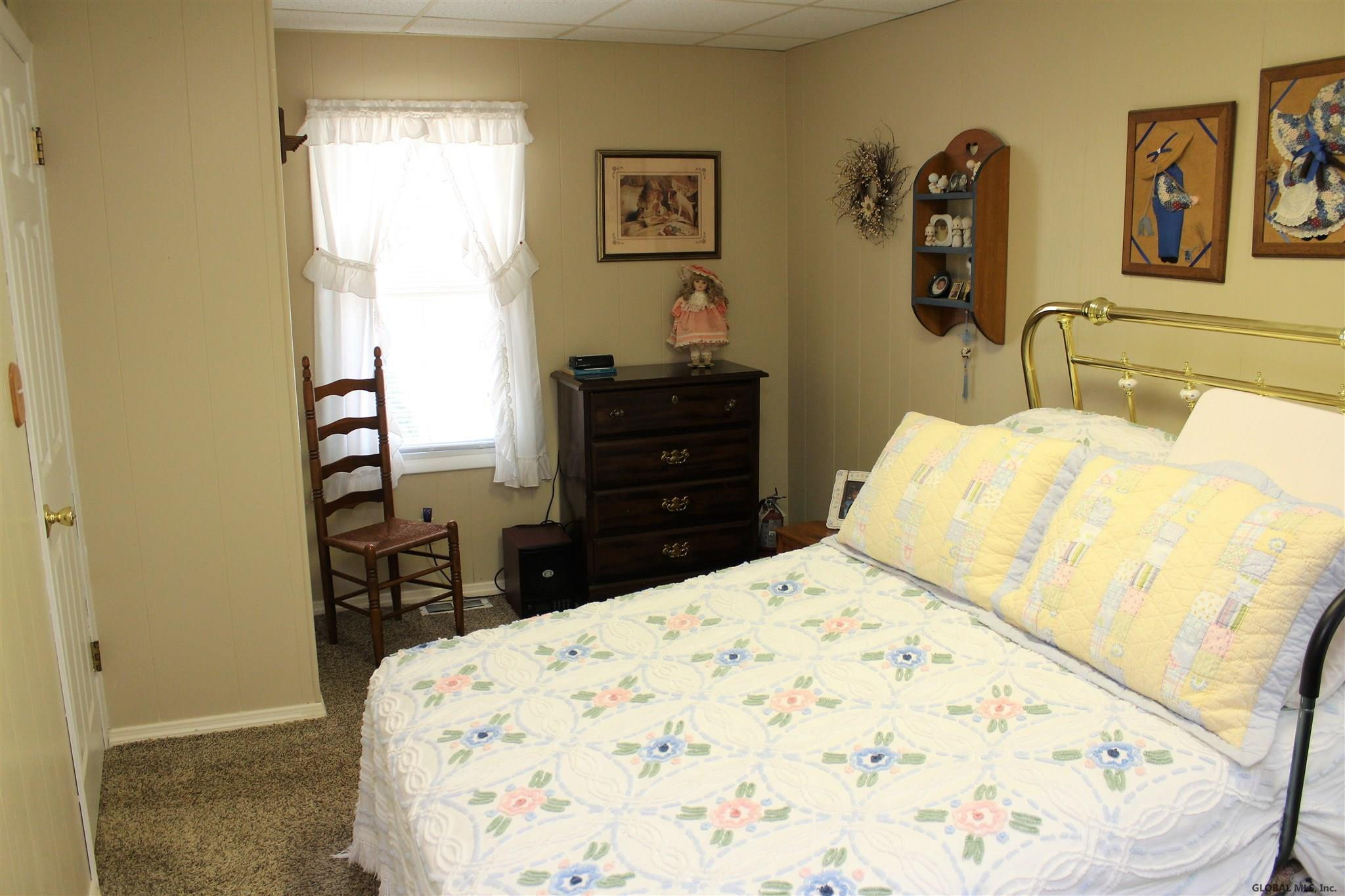 437 Taurus Road Niskayuna, NY 12304 - Photo 9 of 48 Photo 9