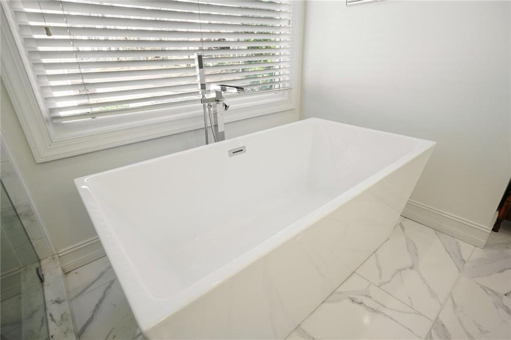 1260 Elk Ridge Cove Alpharetta, GA 30005 - Photo 36 of 87