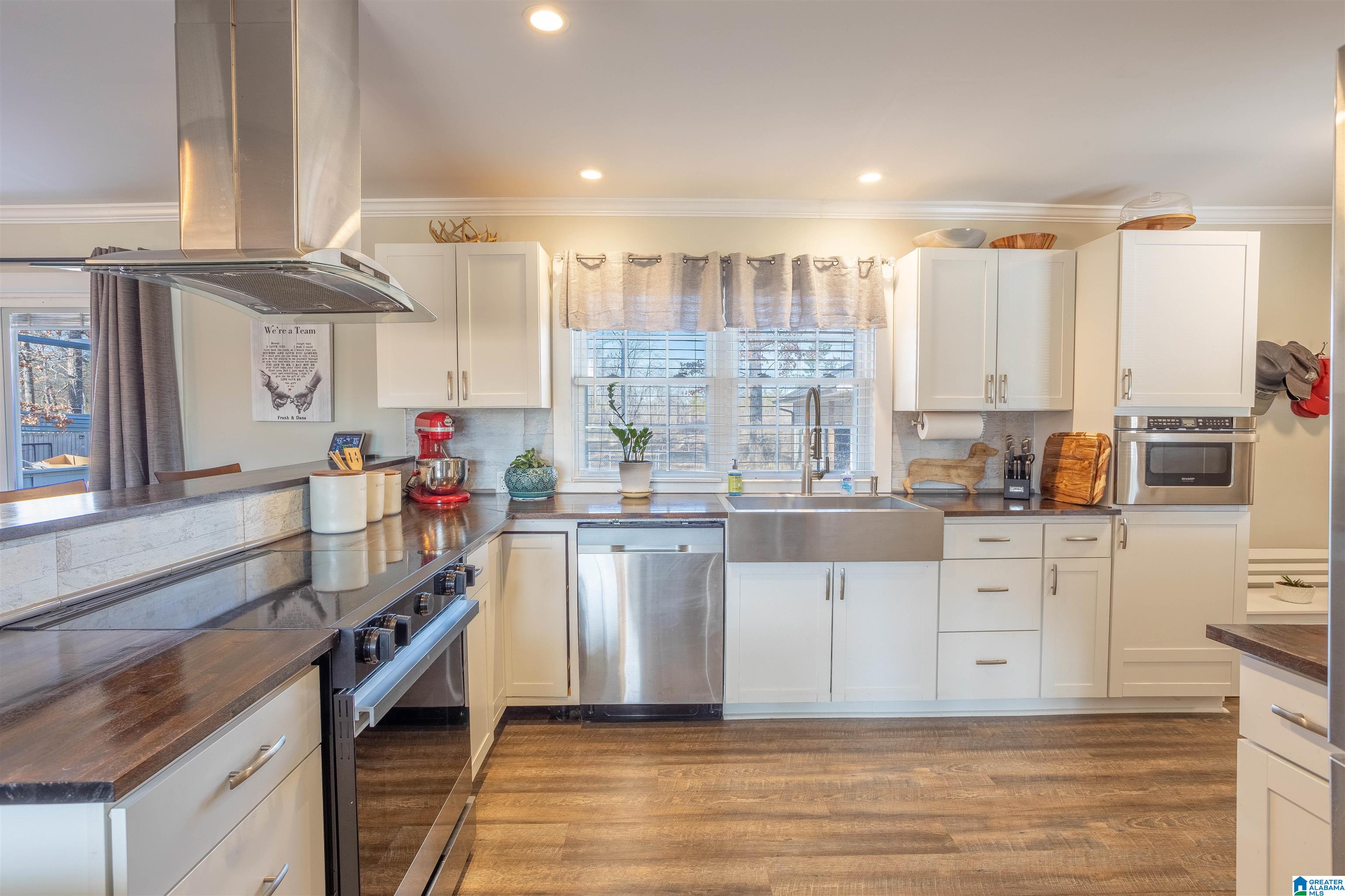 3657 Black Road Rainbow City, AL 35906 - Photo 5 of 32