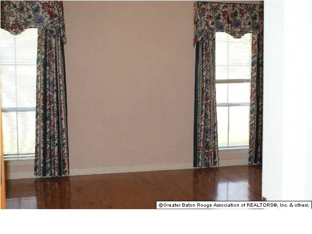 8325 Calmes Road Denham Springs, LA 70706 - Photo 7 of 16 Gallery Image 7