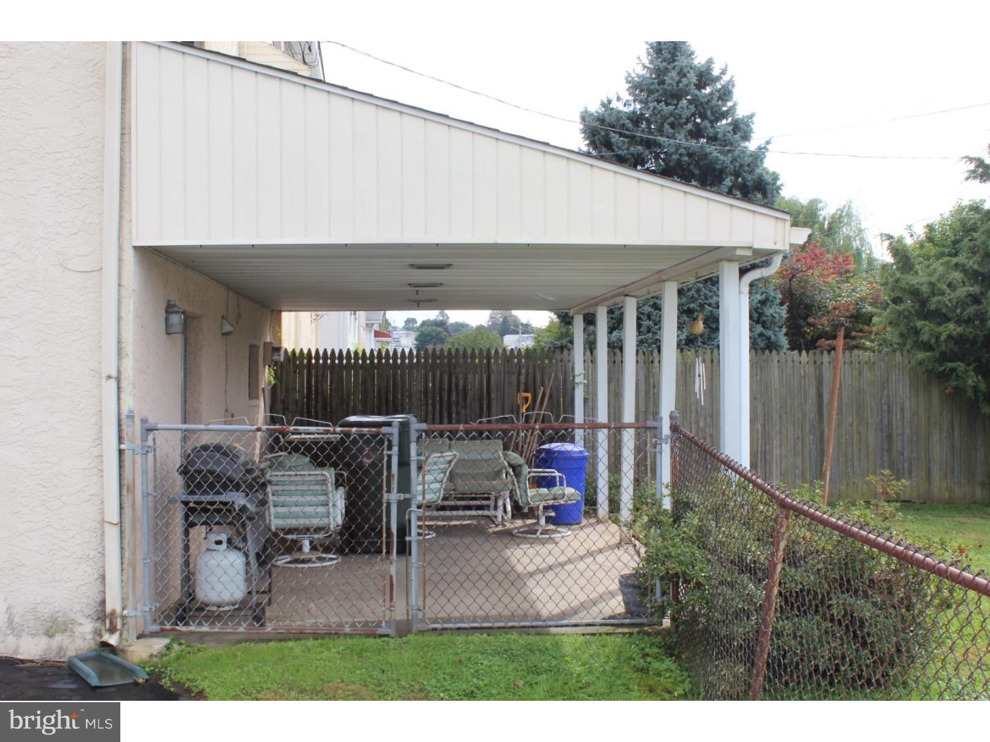 527 Palmer Road Conshohocken, PA 19428 - Photo 5 of 15 Patio