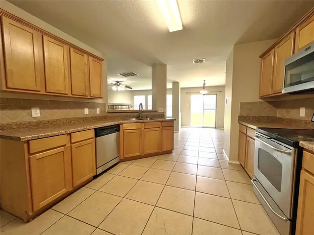 $1,995 | 8813 Chisholm Trail, Cross Roads, TX 76227