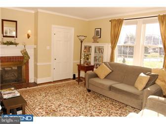 8 Erdenheim Road Glenside, PA 19038 - Photo 6 of 12 Living Room