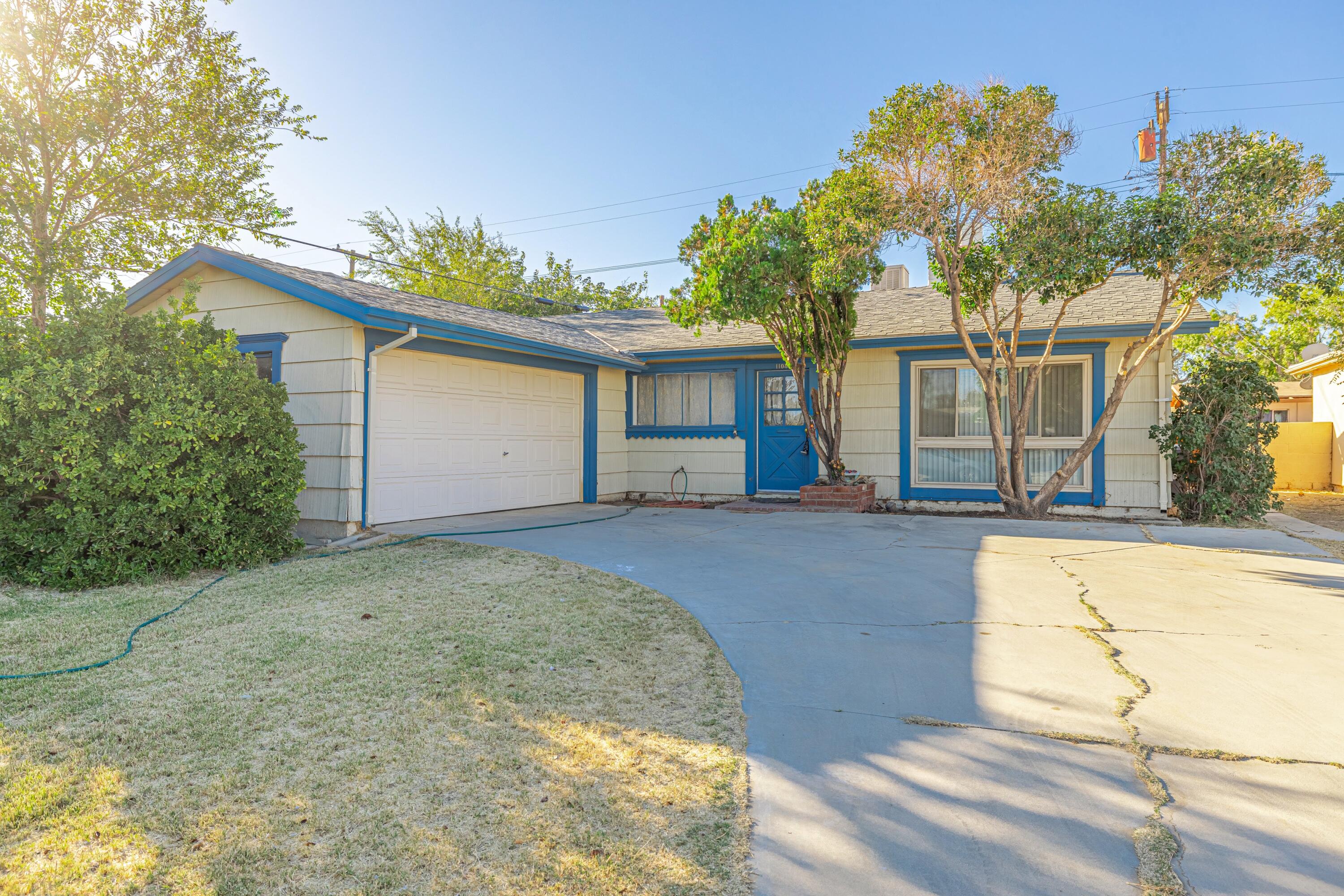 1108 Valiant Street Lancaster, CA 93534 - Photo 2 of 21 a front view of house with yard