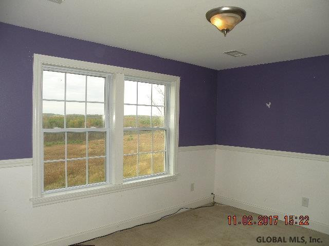 309 Phillips Road Pittstown, NY 12185 - Photo 17 of 25 Photo 17
