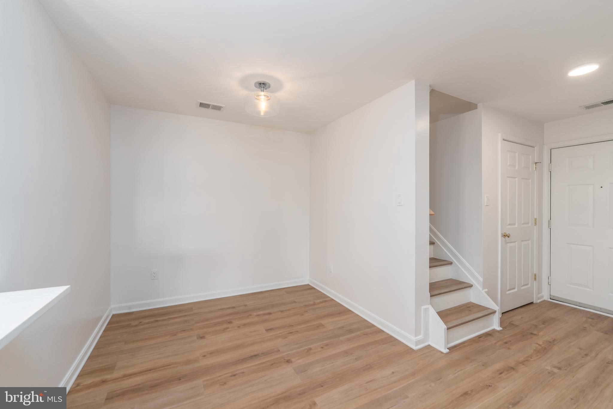 9060 Gracious End Court, Unit 301 Columbia, MD 21046 - Photo 7 of 25