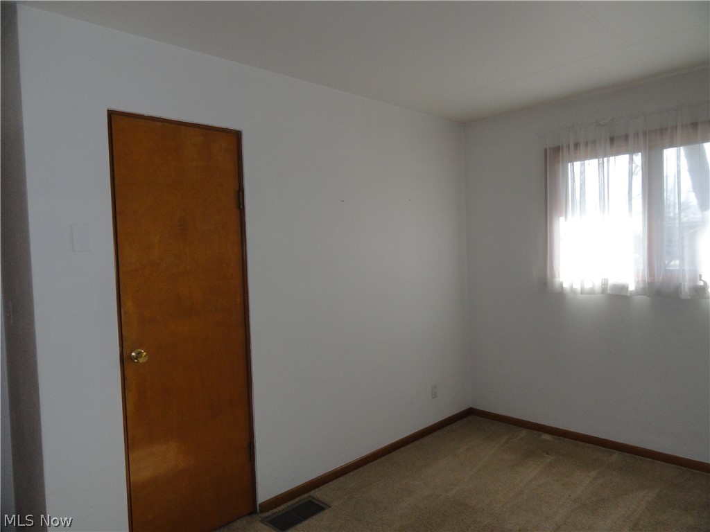 5479 Wylie Ridge Road New Cumberland, WV 26047 - Photo 15 of 22 Bedroom 2
