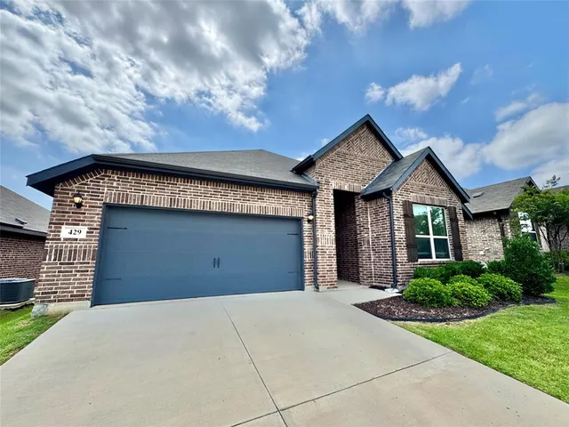 $2,950 | 429 Cooper Street