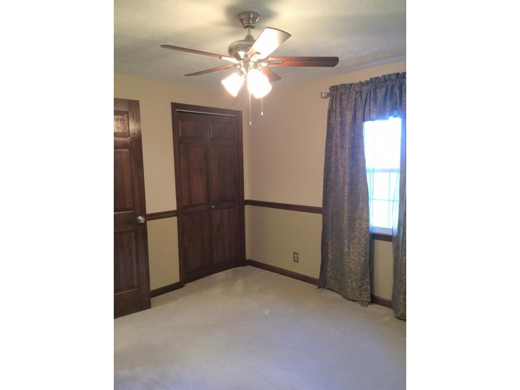 254 Buckingham Road Gray, TN 37615 - Photo 14 of 34 Photo 14