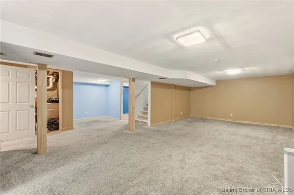 $250,000 | 2307 Sanderson Avenue, New Albany, IN 47150