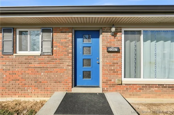 $250,000 | 2307 Sanderson Avenue, New Albany, IN 47150