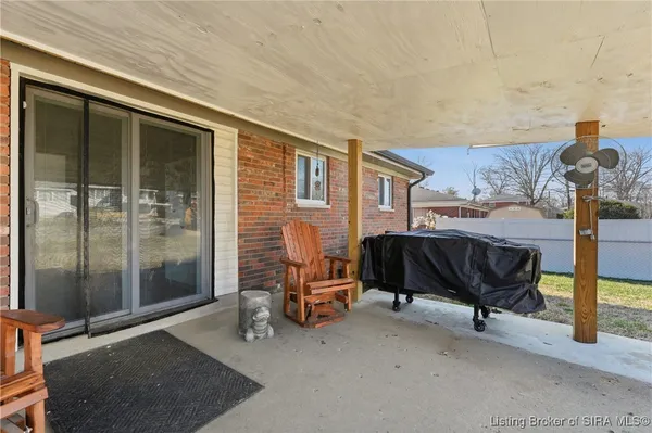 $250,000 | 2307 Sanderson Avenue, New Albany, IN 47150