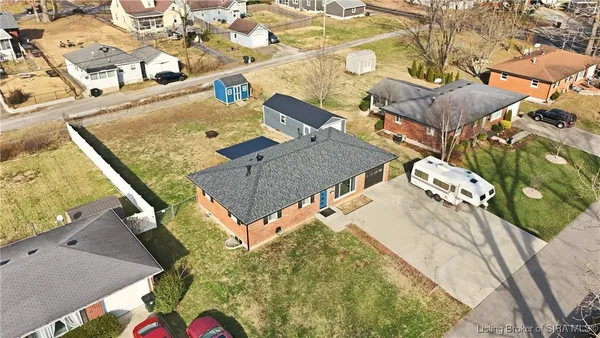 $250,000 | 2307 Sanderson Avenue, New Albany, IN 47150