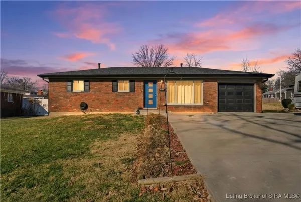 $250,000 | 2307 Sanderson Avenue, New Albany, IN 47150
