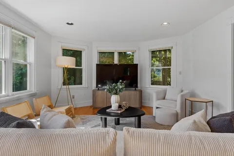 $1,350,000 | 132 Cottage Street, Concord, MA 01742