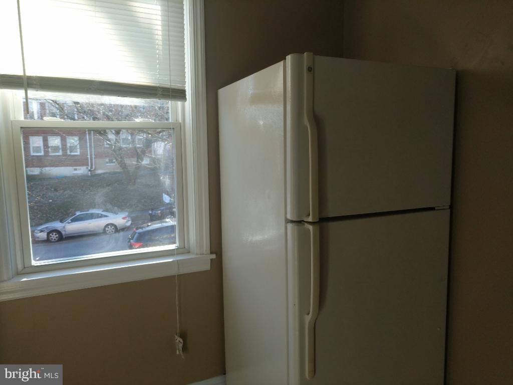 910 St Dunstans Road Baltimore, MD 21212 - Photo 7 of 22