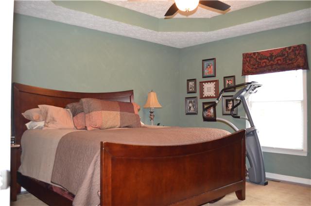 1821 Springs Inn Road Clarksville, TN 37043 - Photo 12 of 20 Master Suite