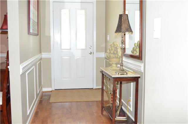 1821 Springs Inn Road Clarksville, TN 37043 - Photo 3 of 20 Entry Foyer