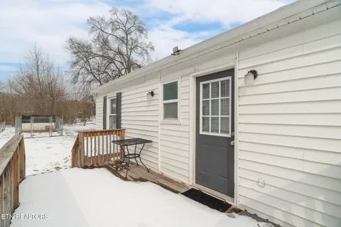 $259,900 | 633 Shamrock Avenue, Knoxville, TN 37917