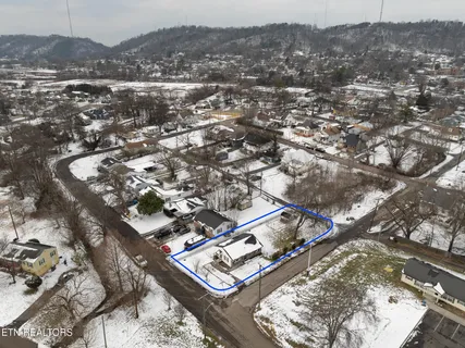 $259,900 | 633 Shamrock Avenue, Knoxville, TN 37917