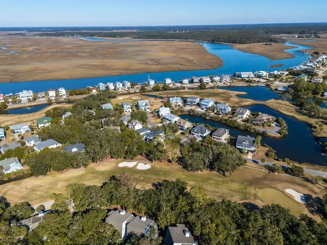 $265,000 | 279 Driftwood Lane, Edisto Beach, SC 29438
