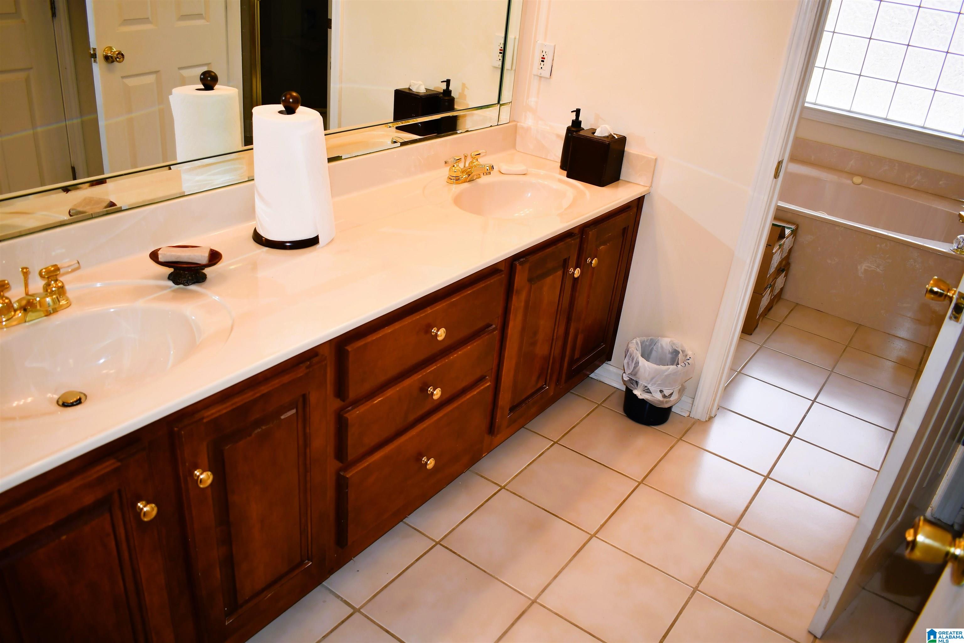 1700 Ridgefield Circle Birmingham, AL 35215 - Photo 24 of 36