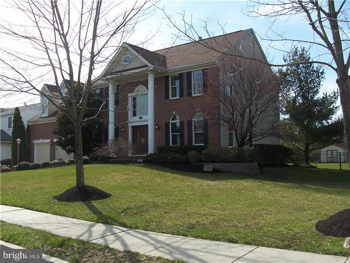 12 Stanwyck Road Mount Laurel, NJ 08054 - Photo 3 of 25 Exterior Side