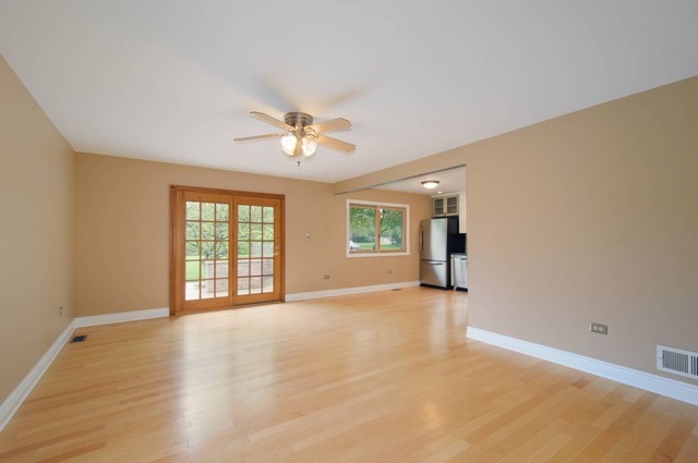298 Mulberry Road Frankfort, IL 60423 - Photo 3 of 10 a view of an empty room with a window