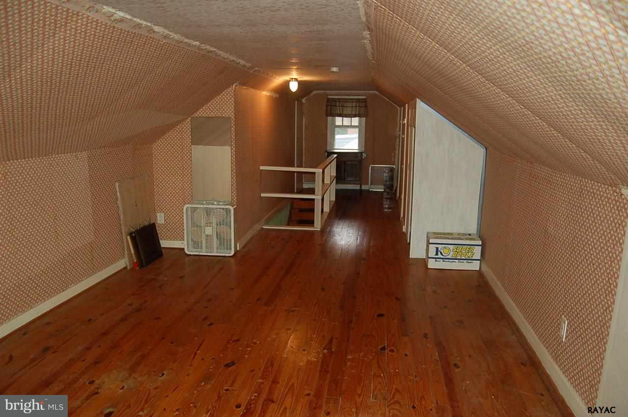 4452 Bridgeview Road Stewartstown, PA 17363 - Photo 14 of 31 Gallery Image 14