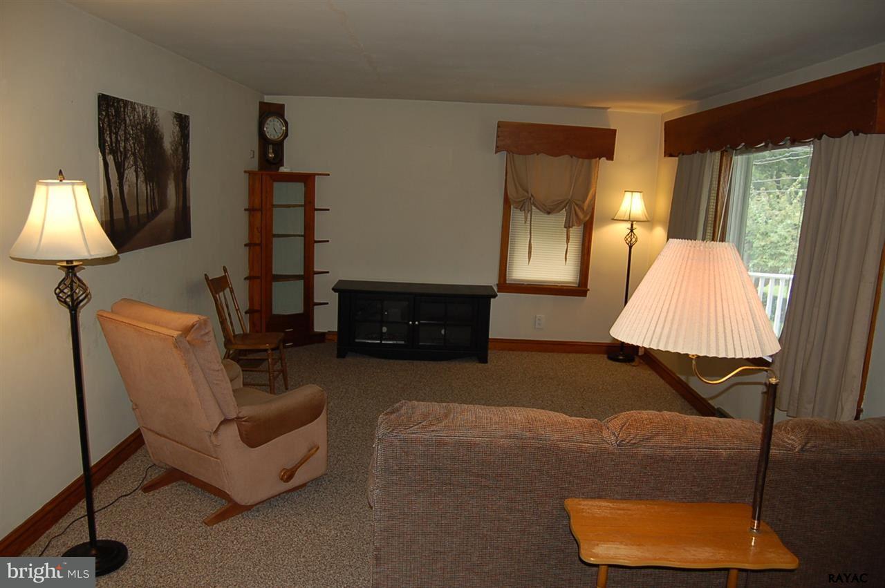 4452 Bridgeview Road Stewartstown, PA 17363 - Photo 17 of 31 Gallery Image 17