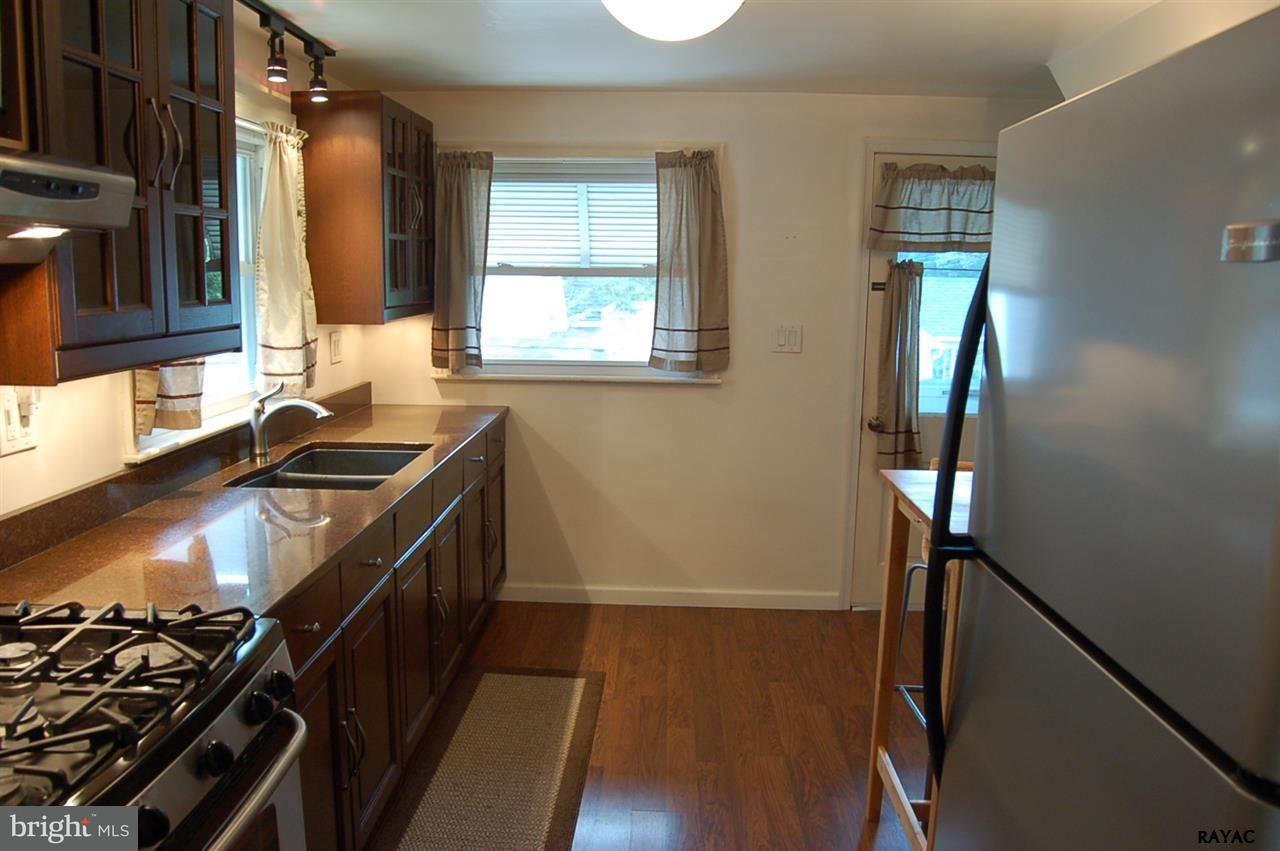 4452 Bridgeview Road Stewartstown, PA 17363 - Photo 3 of 31 Gallery Image 3