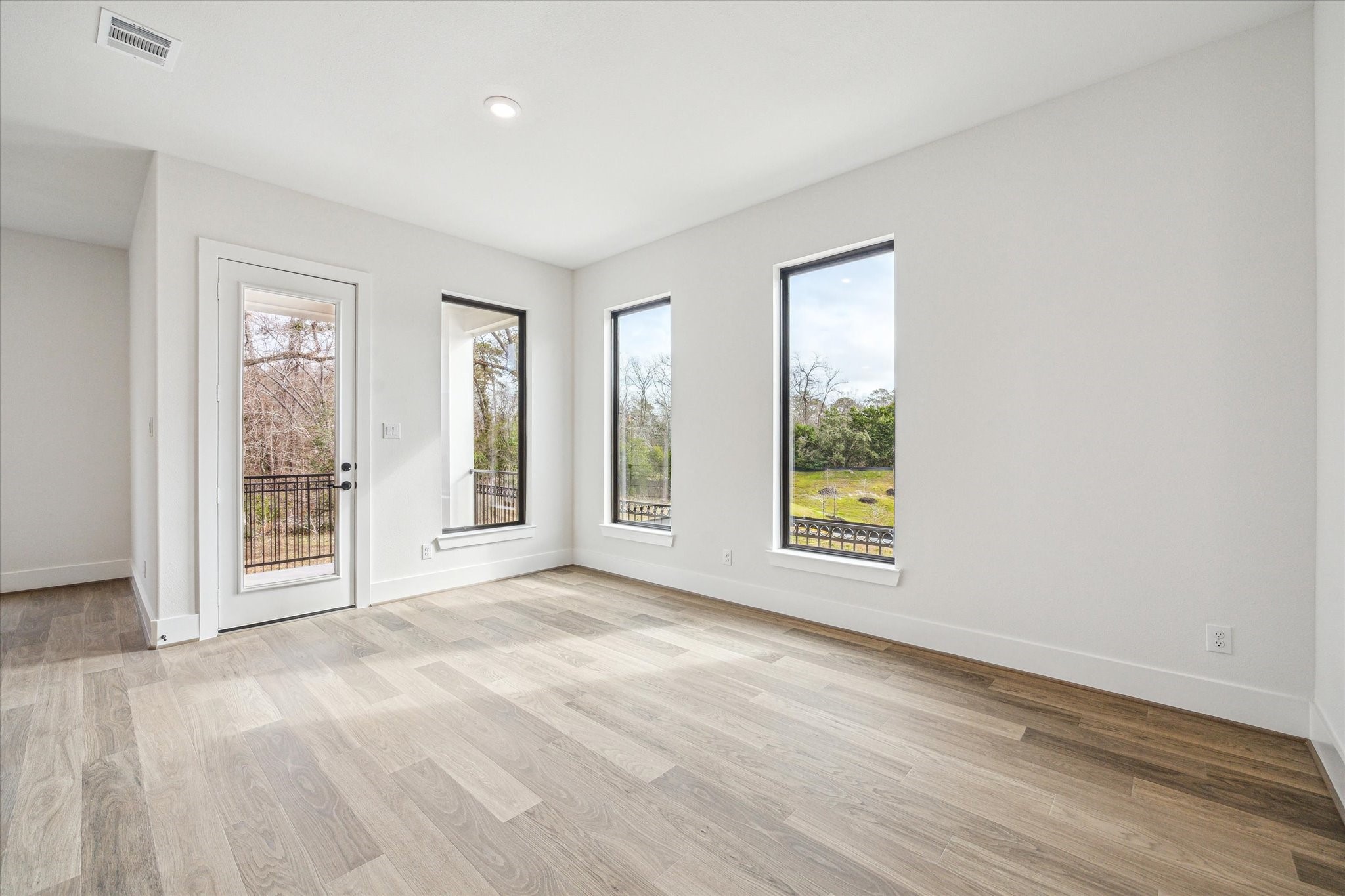 14010 Vista Reserve Place Houston, TX 77079 - Photo 12 of 31