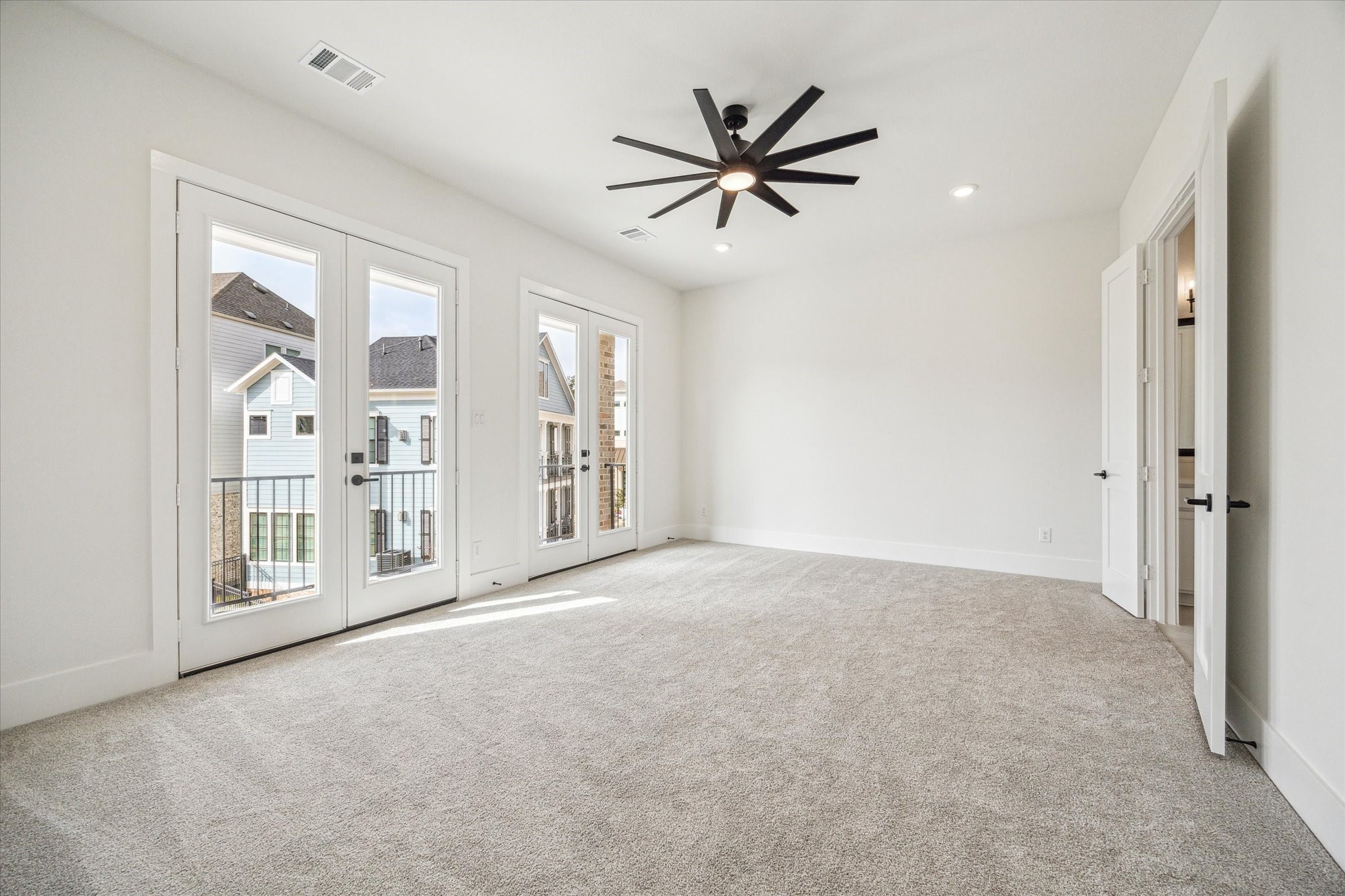 14010 Vista Reserve Place Houston, TX 77079 - Photo 17 of 31