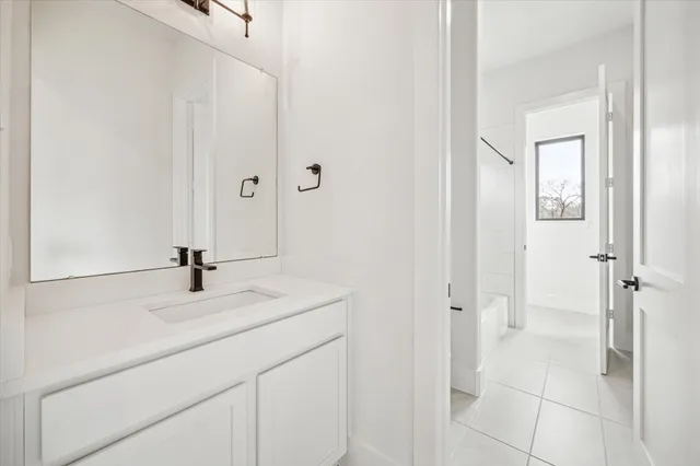 $3,950 | 14010 Vista Reserve Place, Houston, TX 77079