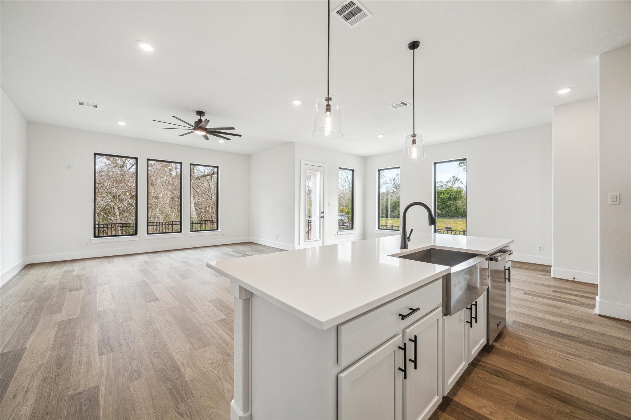 14010 Vista Reserve Place Houston, TX 77079 - Photo 7 of 31