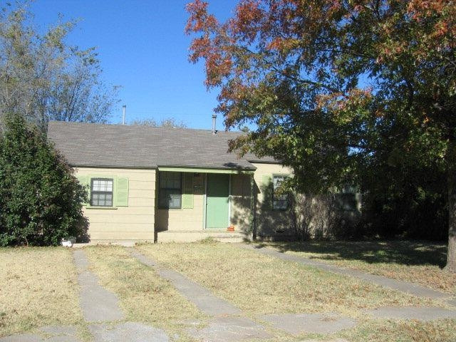 2604 36th Street Lubbock, TX 79413 - Photo 1 of 9 Photo 1