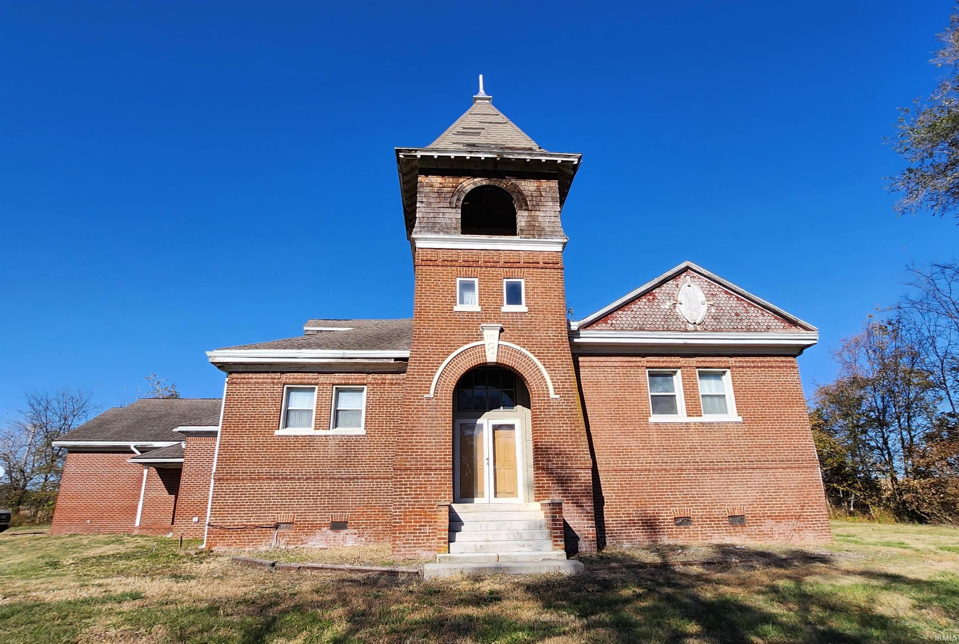 7920 Weilbrenner Road Mount Vernon, IN 47620 - Photo 1 of 36