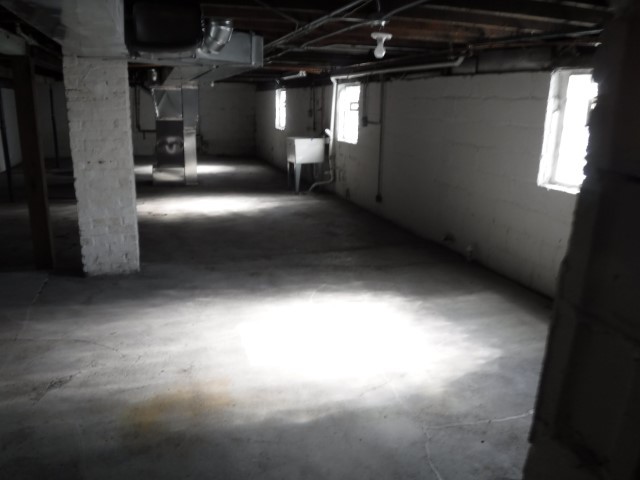 513 Pulaski Road Calumet City, IL 60409 - Photo 17 of 18 a view of empty room