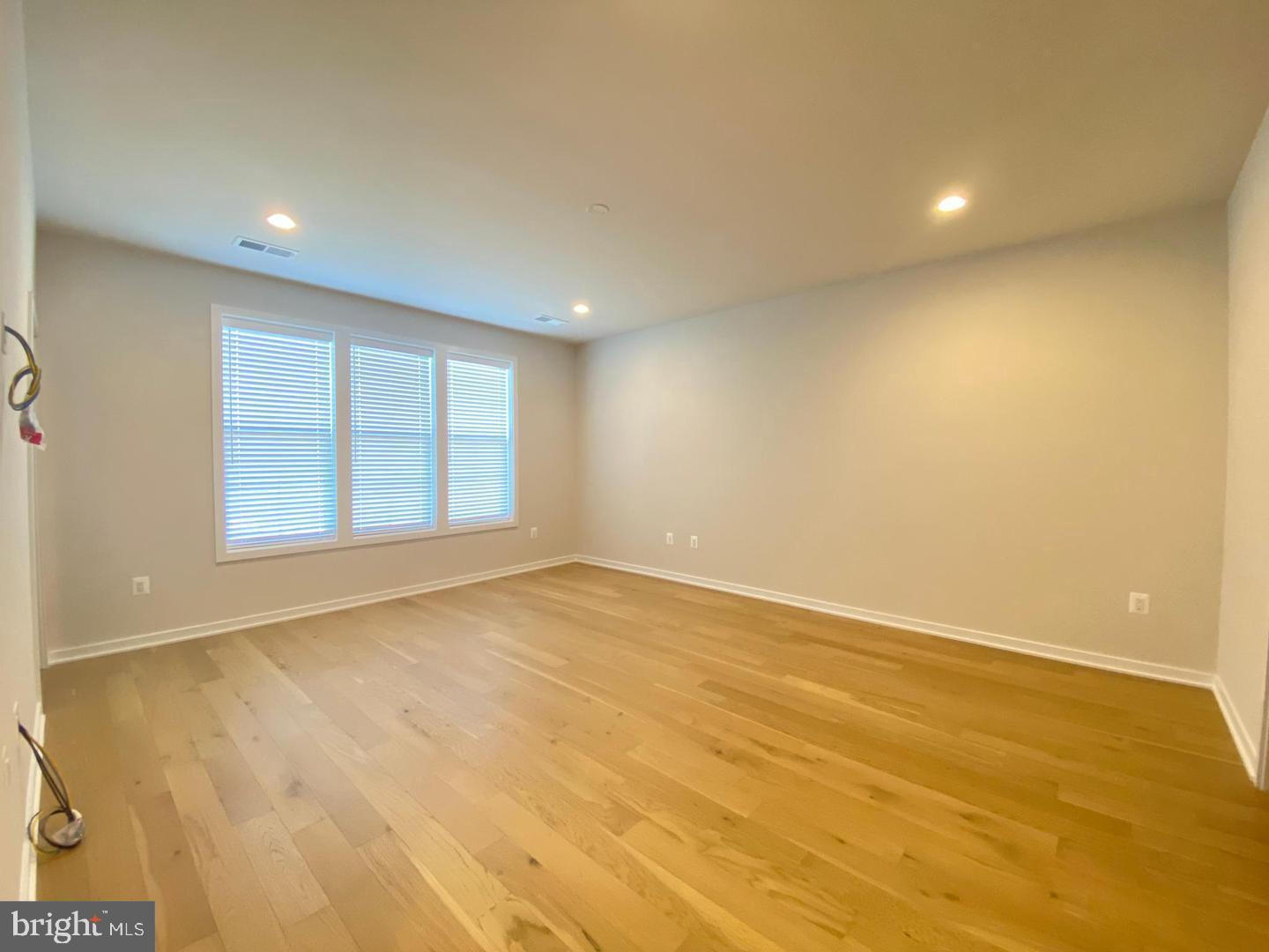 22274 Rivanna Shore Terrace Ashburn, VA 20148 - Photo 17 of 35