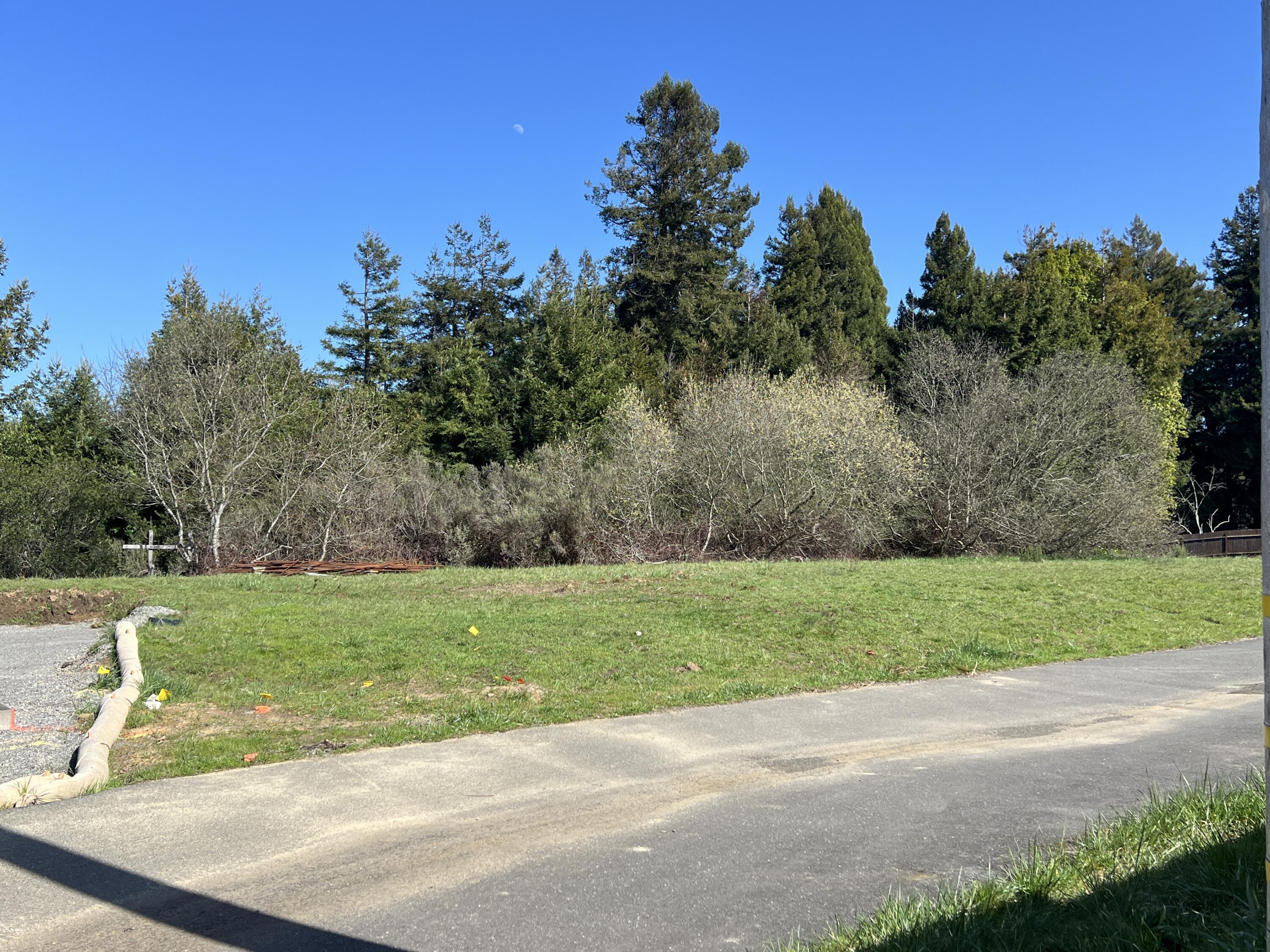 148 Ridge View Court Fortuna, CA 95540 - Photo 1 of 7
