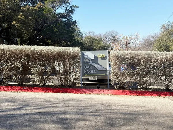 $1,550 | 620 South 1st Street, Unit 201, Austin, TX 78704