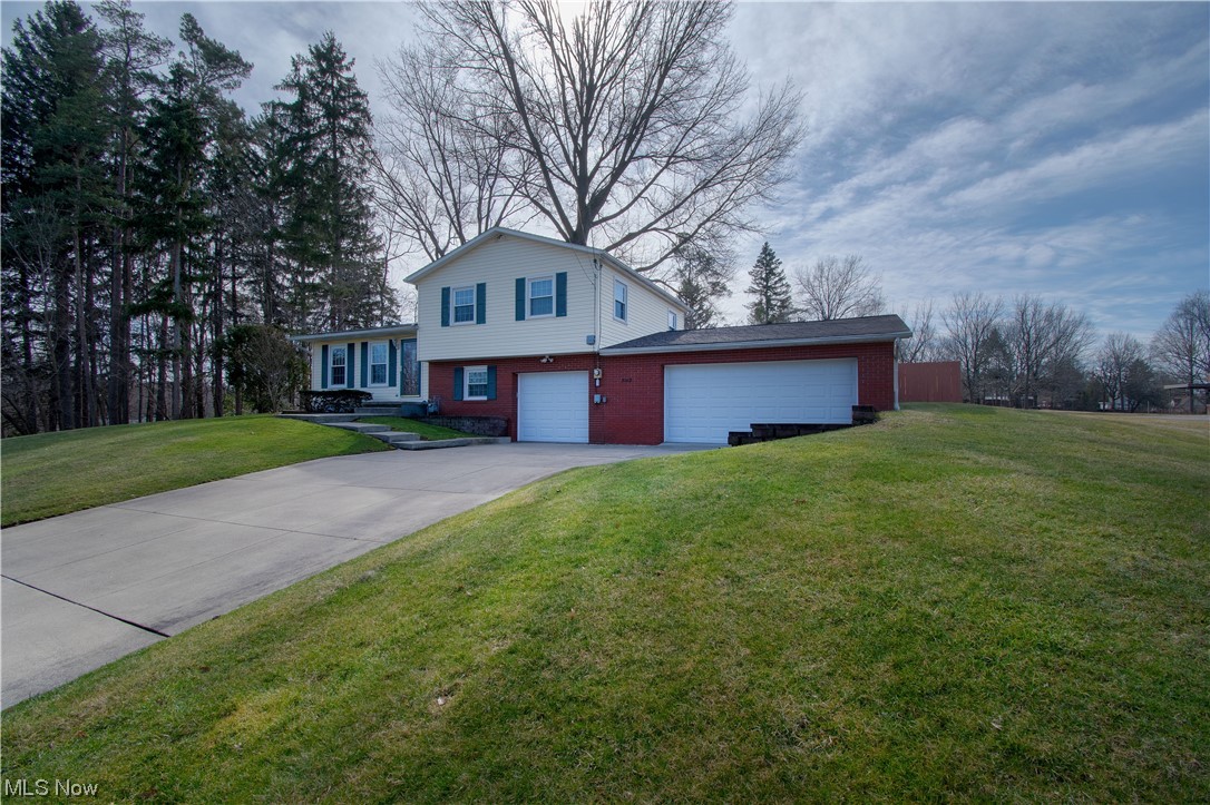 3142 Farmdale Road Akron, OH 44312 - Photo 2 of 22 Gallery Image 2