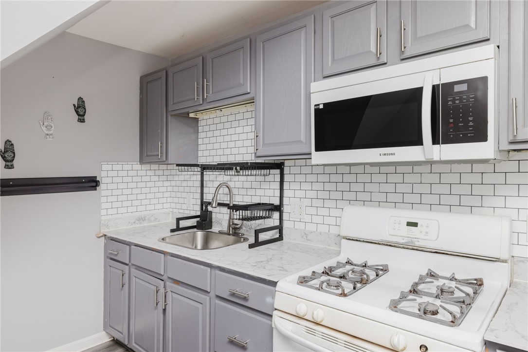 6 Bennett Street Woonsocket, RI 02895 - Photo 18 of 35