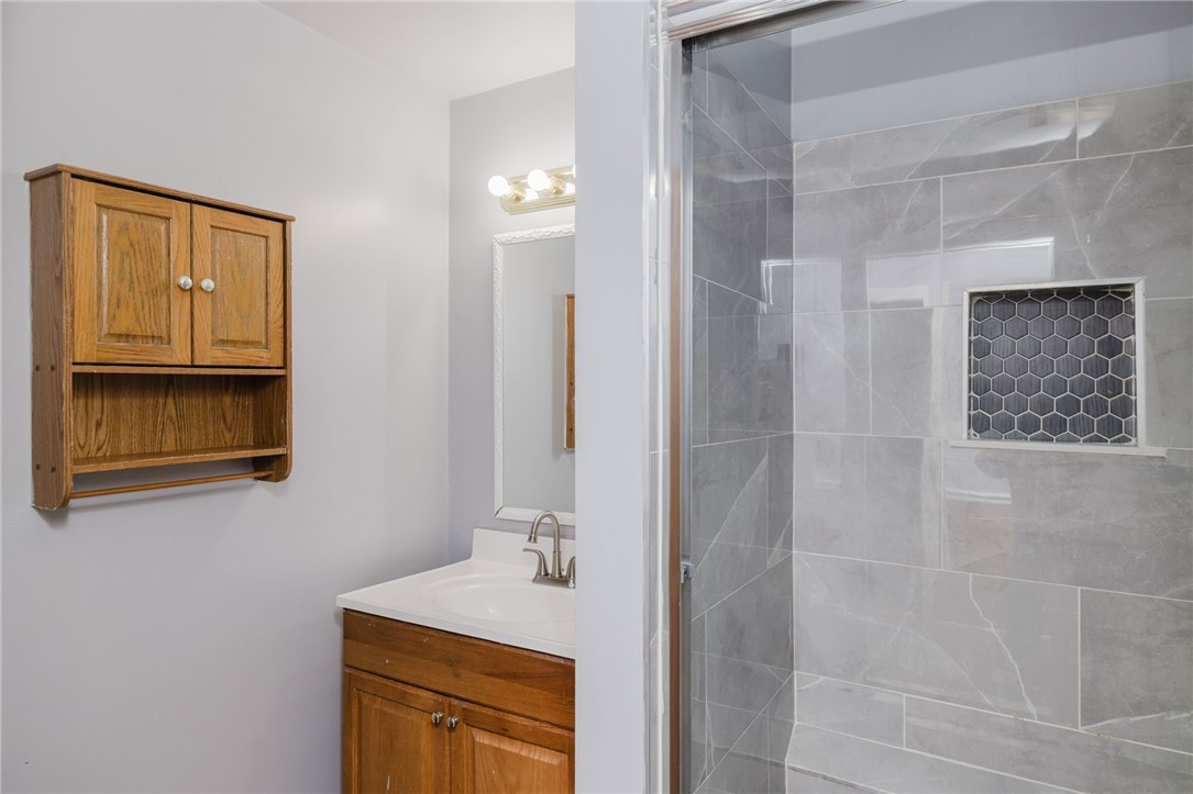 6 Bennett Street Woonsocket, RI 02895 - Photo 28 of 35