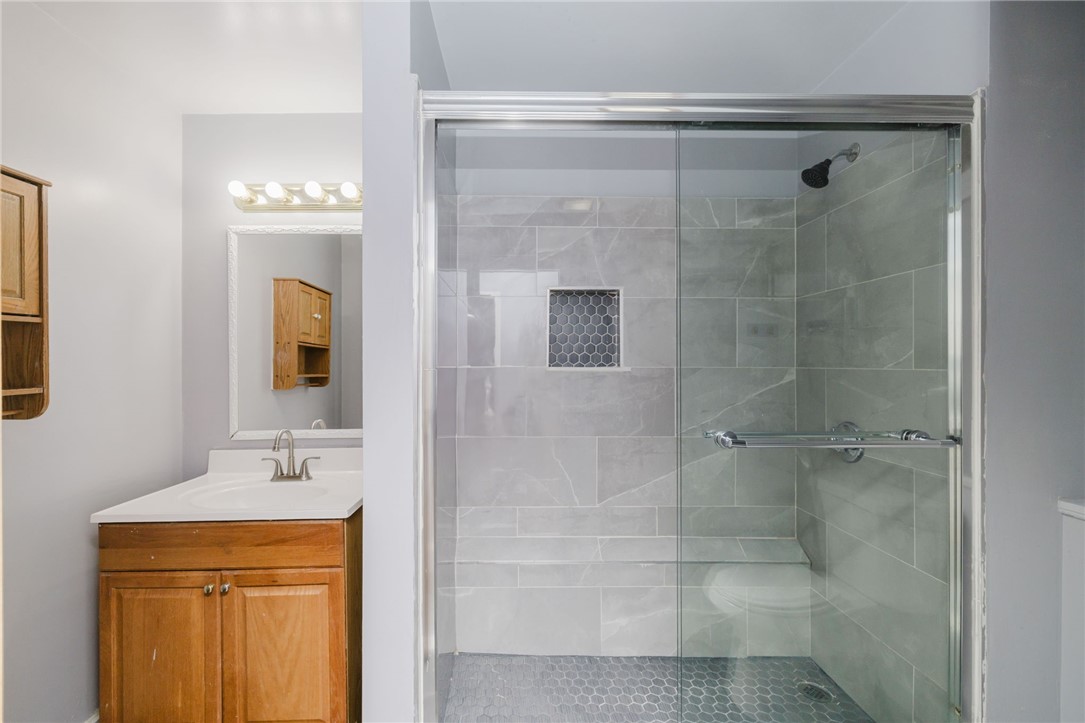 6 Bennett Street Woonsocket, RI 02895 - Photo 29 of 35