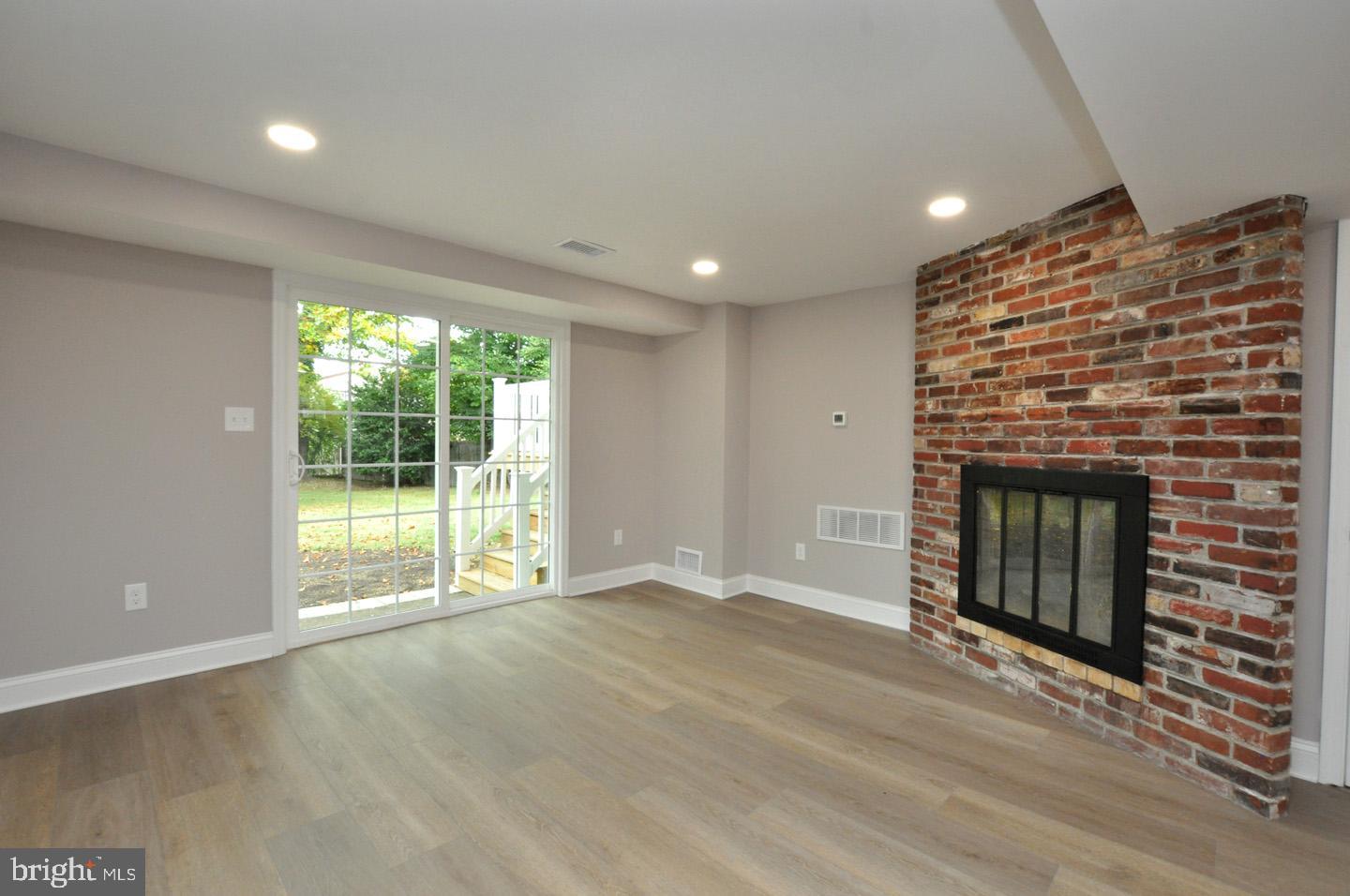 507 Howard Road Cherry Hill, NJ 08034 - Photo 15 of 35