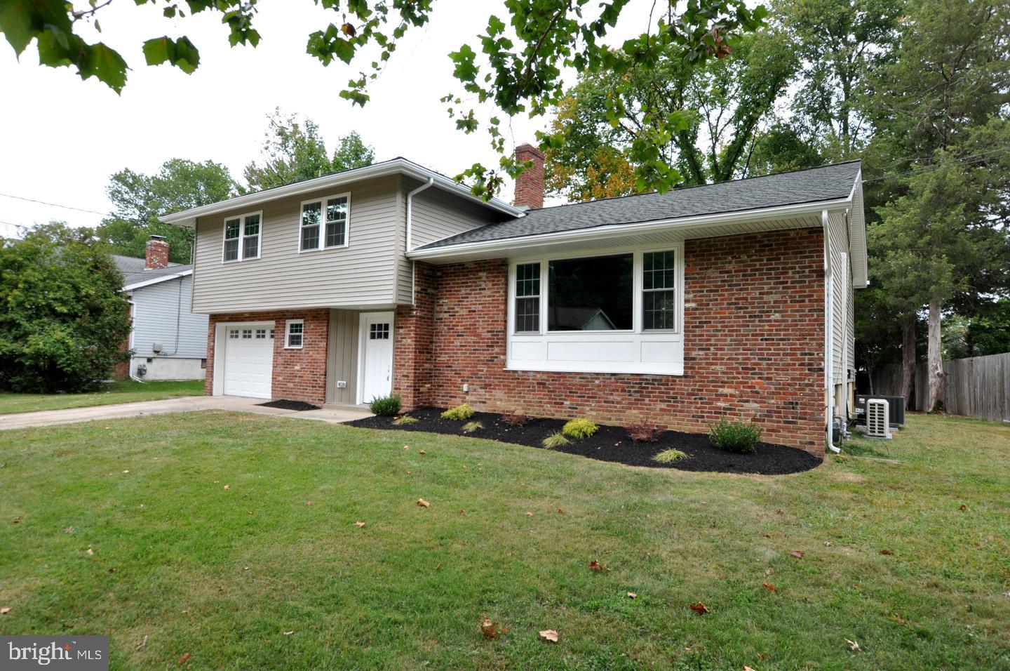 507 Howard Road Cherry Hill, NJ 08034 - Photo 2 of 35