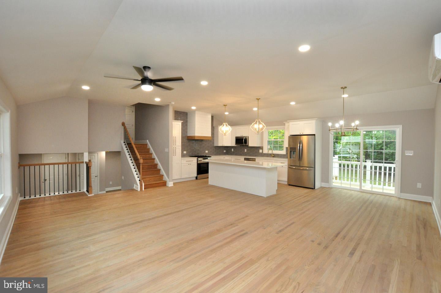 507 Howard Road Cherry Hill, NJ 08034 - Photo 5 of 35